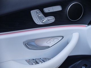 Mercedes-Benz E 300 T de 4Matic Vollleder 1.Hand - photo 11