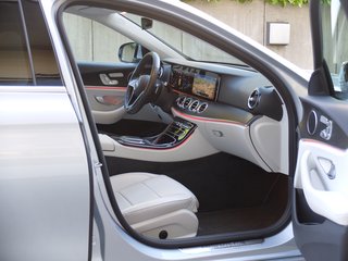 Mercedes-Benz E 300 T de 4Matic Vollleder 1.Hand - photo 14