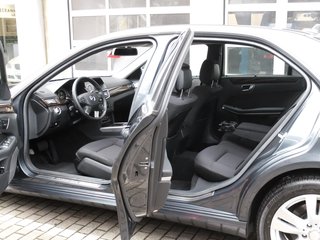Mercedes-Benz E 300 BlueTec Hybrid Mercedes Scheckheft - фото 13