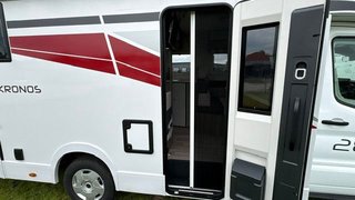 Roller Team Kronos 285TL mit 8000,-€ Nachlass ! ! ! - foto 3