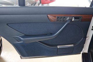 Mercedes-Benz SEL W126 *SCHIEBEDACH*ELK.SITZBANK* - bilder 11