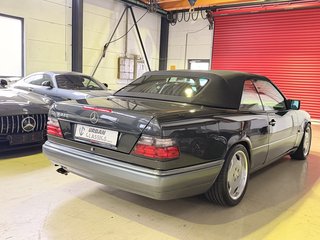 Mercedes-Benz E 320 Cabrio Sportline *H-Kennzeichen*Sammler - bilder 6