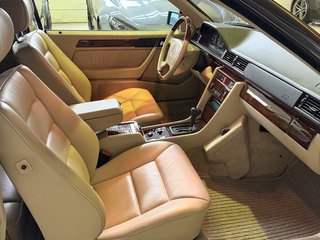 Mercedes-Benz E 320 Cabrio Sportline *H-Kennzeichen*Sammler - bilder 10