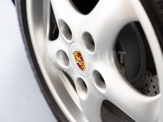 Porsche 993 Carrera Cabriolet + TOP Zustand + deutsche Auslieferung - bilder 18