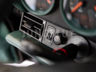 Porsche 993 Carrera Cabriolet + TOP Zustand + deutsche Auslieferung - bilder 30
