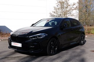 BMW 120i M + BLACK SAPPHIRE + 2. Hand - bilder 1