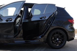 BMW 120i M + BLACK SAPPHIRE + 2. Hand - bilder 21