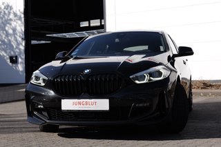 BMW 120i M + BLACK SAPPHIRE + 2. Hand - bilder 26