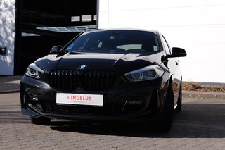 BMW 120i M + BLACK SAPPHIRE + 2. Hand - bilder 25