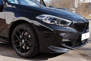 BMW 120i M + BLACK SAPPHIRE + 2. Hand - bilder 24