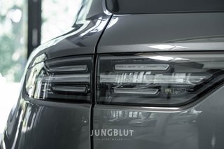 Porsche Cayenne Turbo PANO + APPROVED + STANDHEIZUNG +AHK + SPORT DESIGN - bilder 24