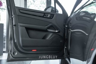 Porsche Cayenne Turbo PANO + APPROVED + STANDHEIZUNG +AHK + SPORT DESIGN - bilder 33