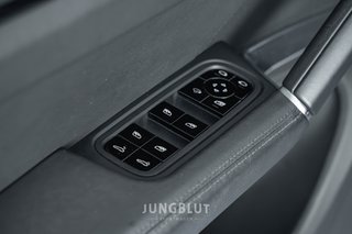 Porsche Cayenne Turbo PANO + APPROVED + STANDHEIZUNG +AHK + SPORT DESIGN - bilder 35
