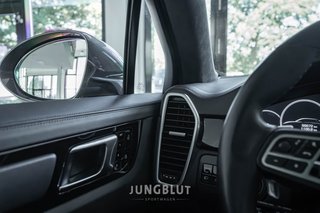 Porsche Cayenne Turbo PANO + APPROVED + STANDHEIZUNG +AHK + SPORT DESIGN - bilder 41