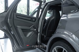 Porsche Cayenne Turbo PANO + APPROVED + STANDHEIZUNG +AHK + SPORT DESIGN - bilder 55