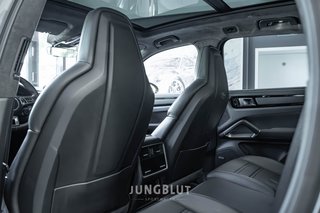 Porsche Cayenne Turbo PANO + APPROVED + STANDHEIZUNG +AHK + SPORT DESIGN - bilder 57
