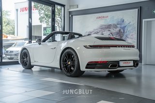 Porsche 992.1 Carrera Cabrio + 1. HAND + 90l TANK - foto 4