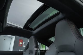 Porsche 992 Turbo Coupé + Glasdach + Carbon + Sport Design + Aventuringrün - foto 17
