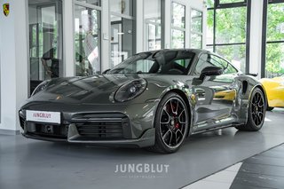 Porsche 992 Turbo Coupé + Glasdach + Carbon + Sport Design + Aventuringrün - foto 2