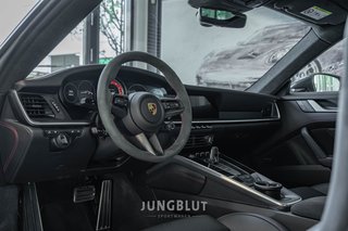 Porsche 992 Turbo Coupé + Glasdach + Carbon + Sport Design + Aventuringrün - foto 40