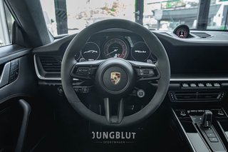 Porsche 992 Turbo Coupé + Glasdach + Carbon + Sport Design + Aventuringrün - foto 8