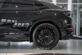 Lamborghini Urus SE + PANO + ANIMA + B&O - bilder 17