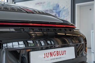 Porsche 992.2 Carrera Cabriolet + BOSE + CLUBLEDER - foto 41