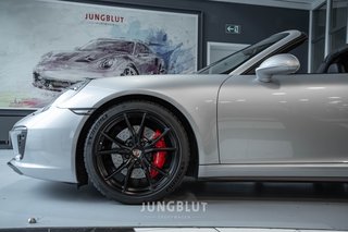 Porsche 991.2 Targa 4S + 2. Hand + APPROVED - photo 18