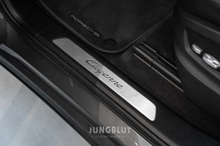 Porsche Cayenne Coupe Basis - photo 50