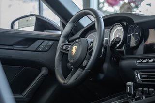 Porsche 992.1 GTS Cabriolet + 2. Hand + Approved 01/27 - foto 35