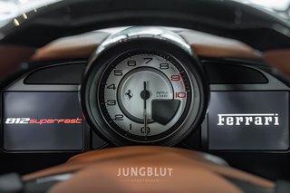 Ferrari 812 Superfast, Novitec Klappenauspuff, Garantie - foto 9