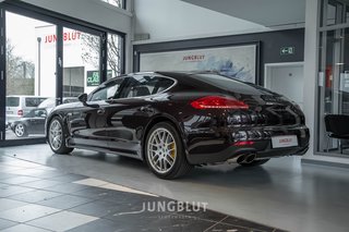 Porsche Panamera Turbo Executive + 1. Hand + 23.500KM! - foto 4
