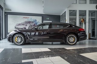 Porsche Panamera Turbo Executive + 1. Hand + 23.500KM! - foto 3