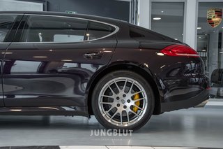 Porsche Panamera Turbo Executive + 1. Hand + 23.500KM! - foto 14