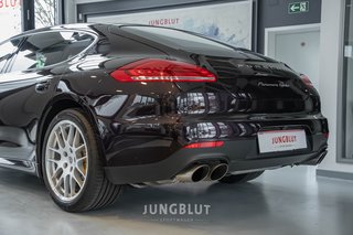 Porsche Panamera Turbo Executive + 1. Hand + 23.500KM! - foto 16