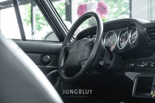 Porsche 993 Carrera Cabriolet, Tiptr. Deut. Auslieferung - bilder 56