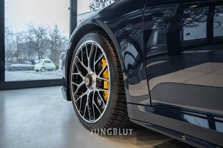 Porsche 991.2 Turbo S Coupé + Naturleder + Glasdach + Approved - photo 22