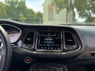 Dodge Challenger 6.2 V8 HEMI Hellcat Widebody + NAP Carbon innen + außen - bilder 35