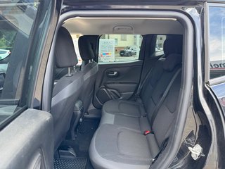 Jeep Renegade 1.3 T-GDI Limited FWD 8-fach bereift - bilder 21
