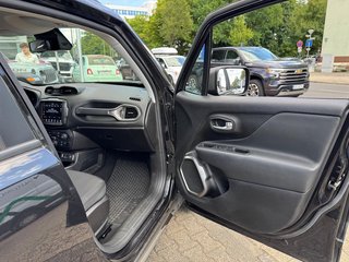 Jeep Renegade 1.3 T-GDI Limited FWD 8-fach bereift - bilder 17