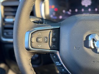 Dodge RAM Laramie Night Premium + 3 Jahre Garantie AHK + elekr. Heckklappe + Beifahrerdisplay - bilder 22