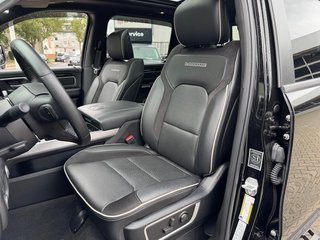 Dodge RAM 1500 5.7 V8 Crew Cab Laramie Night Longbed - bilder 20