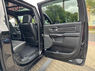 Dodge RAM 1500 5.7 V8 Crew Cab Laramie Night Longbed - bilder 26