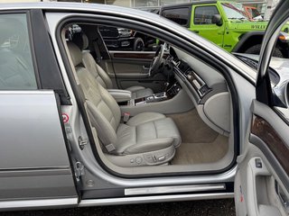Audi A8 4.2 quattro - foto 17