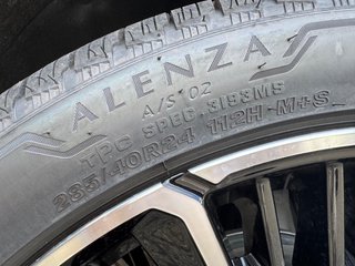 Chevrolet Suburban 6.2 V8 High Country Facelift 2025 + 24" Alufelgen - bilder 35