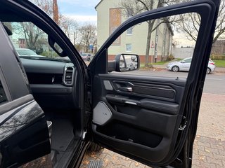 Dodge RAM Laramie Night Premium Rambox + teilbare Heckklappe + 3 Jahre Garantie - bilder 14