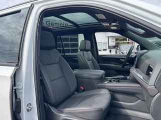 Chevrolet Tahoe 6.2 V8 RST 2026 - bilder 15