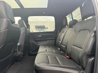 Dodge RAM 5.7 V8 Crew Cab Laramie Sport Night Edition Panoramadach - bilder 30