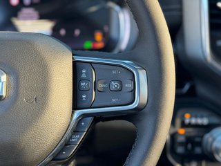 Dodge RAM Laramie Night Premium + 5 Jahre Garantie AHK + elekr. Heckklappe + Beifahrerdisplay - bilder 21