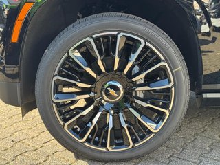 Chevrolet Tahoe 6.2l V8 High Country 24" + Panoramadach - bilder 12